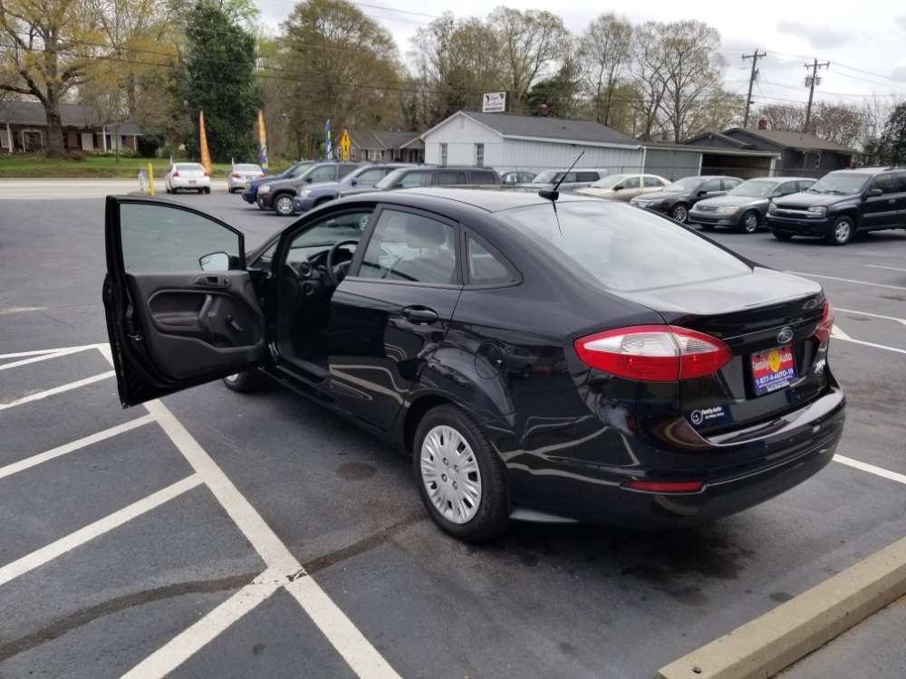 Ford Fiesta 2017 Black