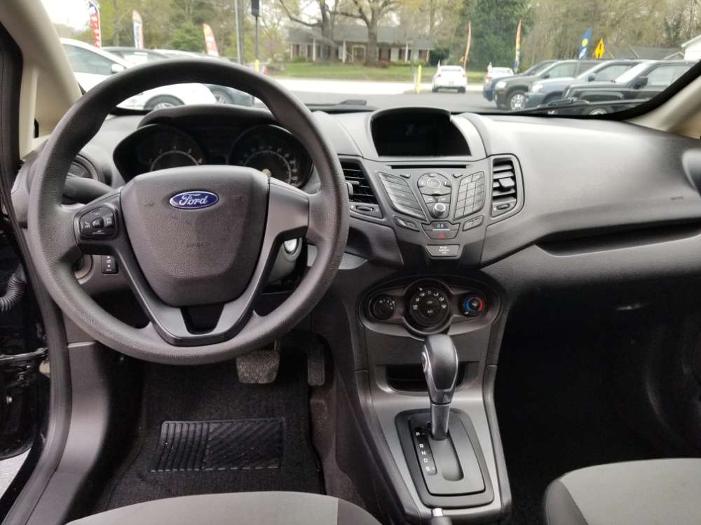 Ford Fiesta 2017 Black