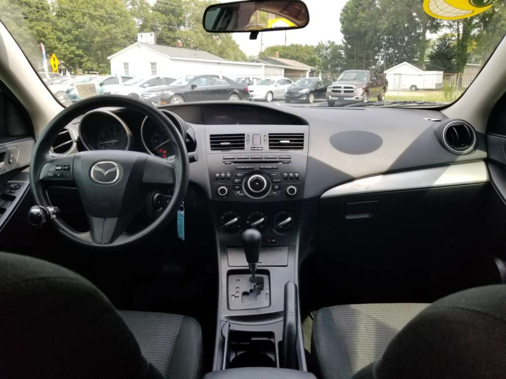 Mazda Mazda3 2012 White