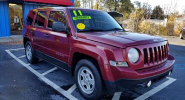 Jeep Patriot 2011 Red