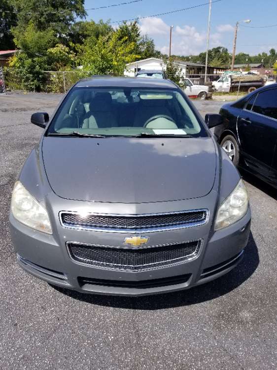 Chevrolet  2002 Gray