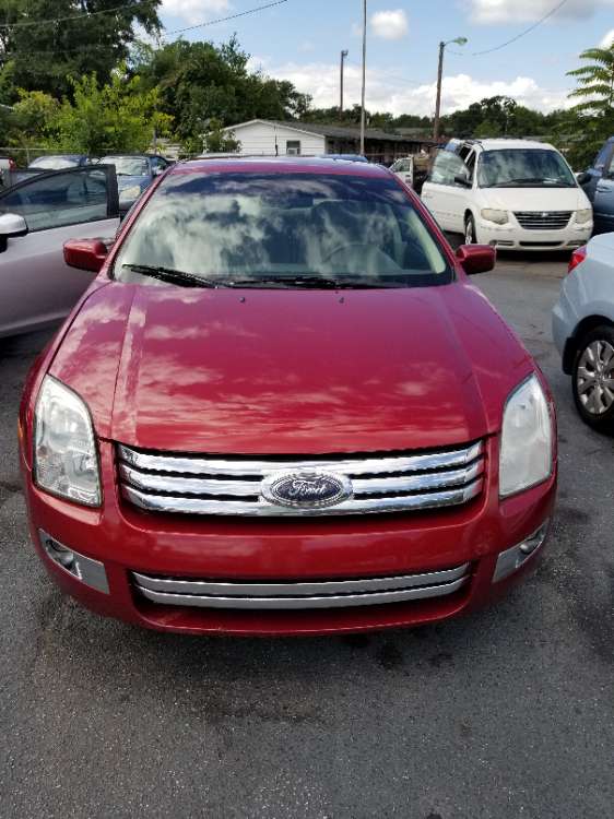 Ford Fusion 2008 Red